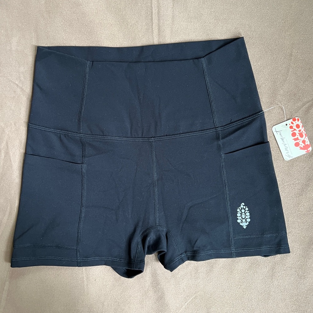 Free People Never Run Better shorts NWT Size S Black Active